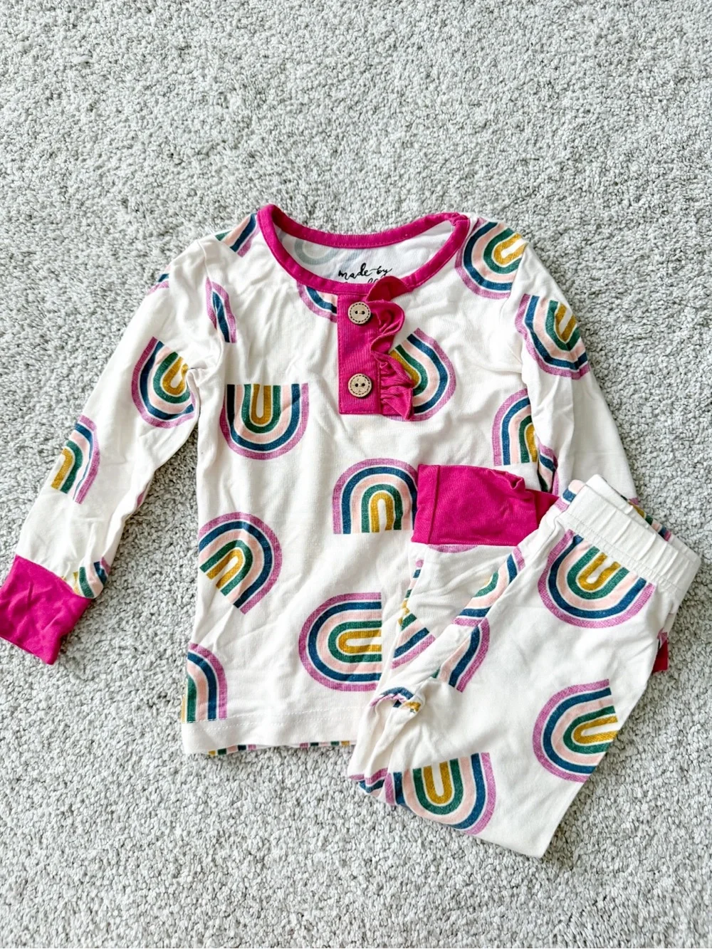 6-12mo Cream Rainbow Print Kids Pajama Set with Pink Trim